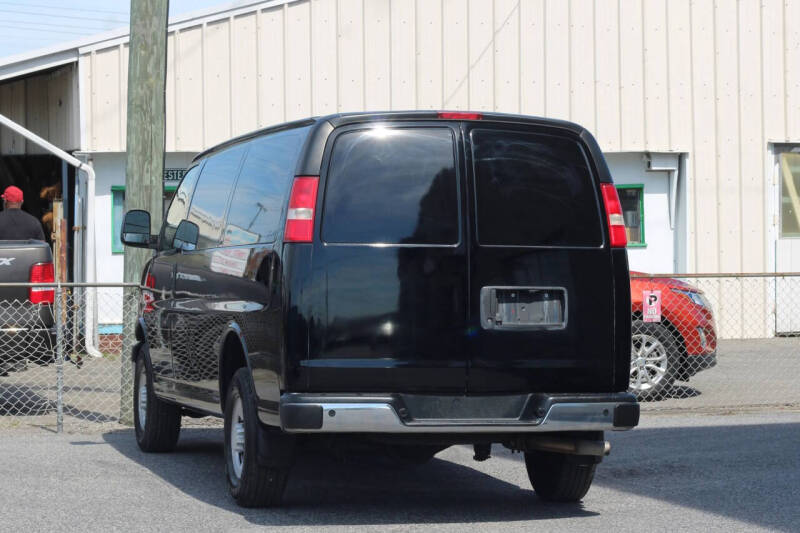 2019 Chevrolet Express 2500