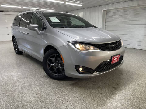2018 Chrysler Pacifica for sale at Hi-Way Auto Sales in Pease MN