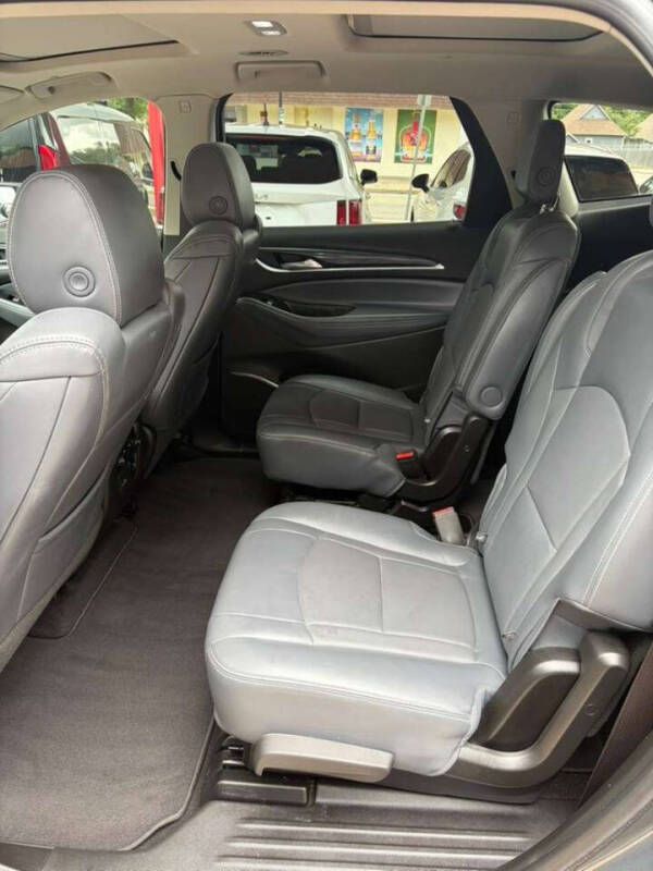 2018 Buick Enclave Essence
