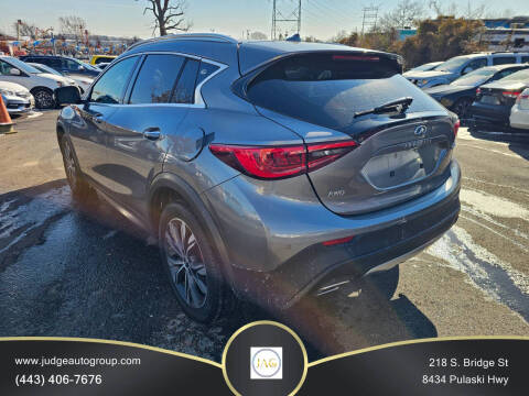 2017 Infiniti QX30 Premium