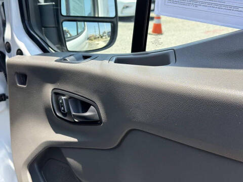 2025 Ford Transit