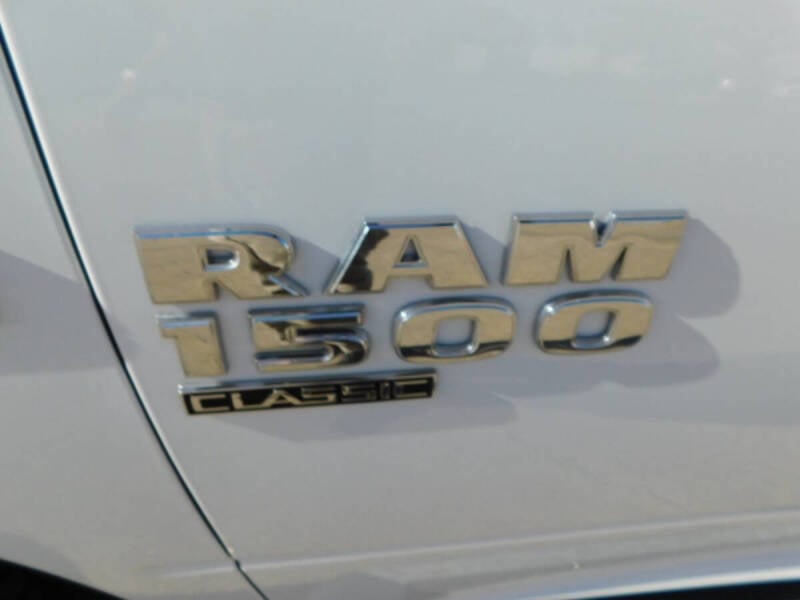 2023 RAM Ram 1500 Classic Tradesman photo 2