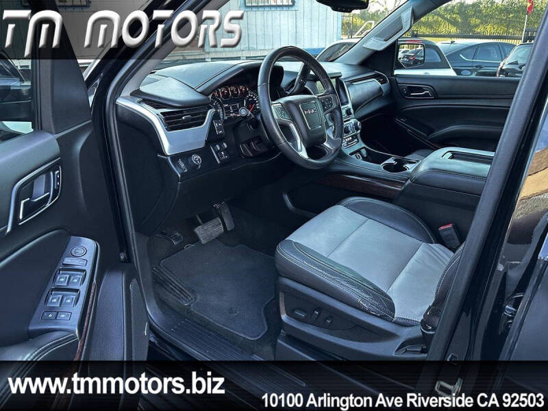 2017 GMC Yukon SLE