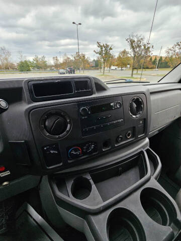 2013 Ford E-Series E-150