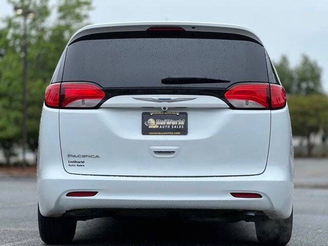 2017 Chrysler Pacifica Touring