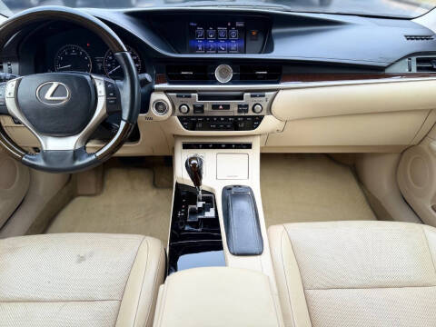 2015 Lexus ES 350