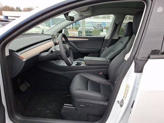 2025 Tesla Model Y Long Range