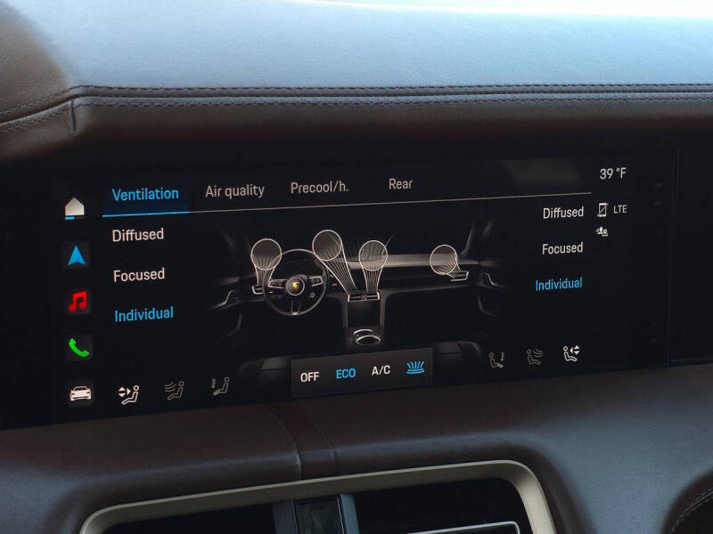 2020 Porsche Taycan Turbo