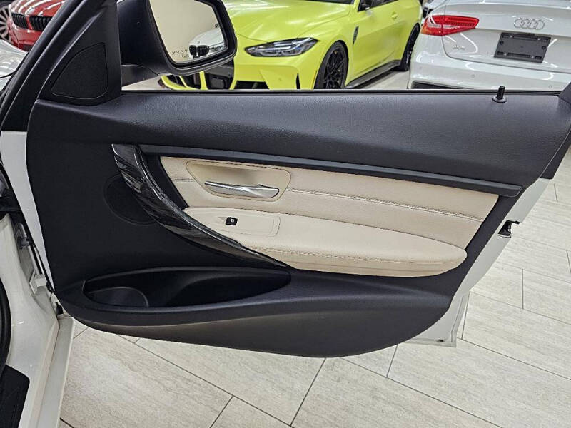 2015 BMW 3 Series 328i