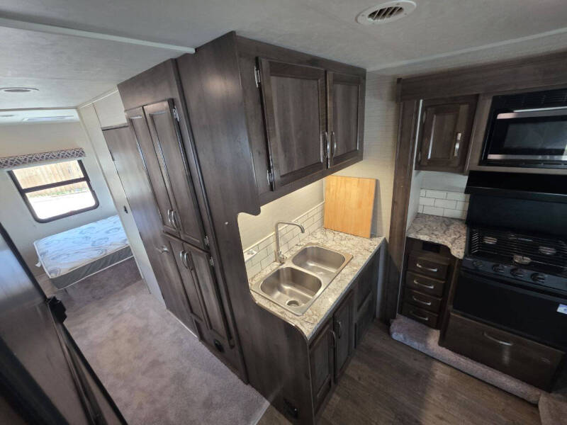 2018 Jayco Redhawk