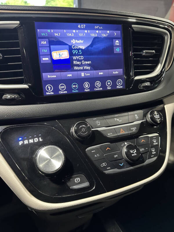 2018 Chrysler Pacifica Touring L
