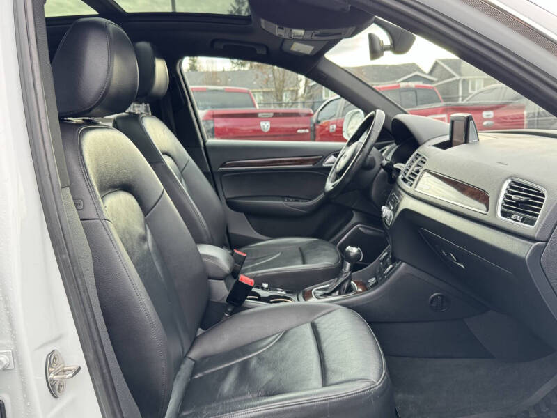 2018 Audi Q3 2.0T quattro Premium Plus