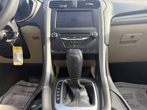 2013 Ford Fusion SE