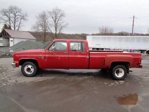 1988 Chevrolet R/V 3500 Series for sale at On The Road Again Auto Sales in Lake Ariel PA