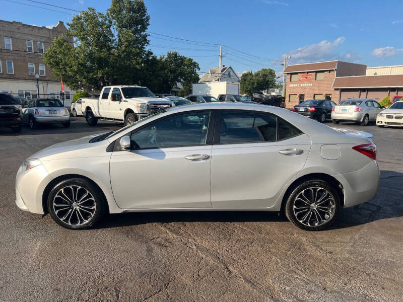 2014 Toyota Corolla S Plus