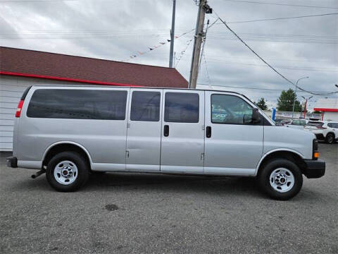 2011 GMC Savana LS 3500