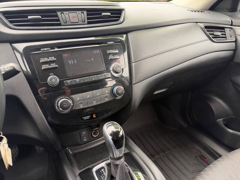 2017 Nissan Rogue S