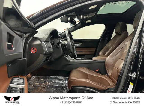 2016 Jaguar XF R-Sport