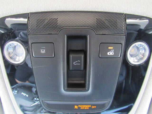 2023 Kia Niro EX Touring