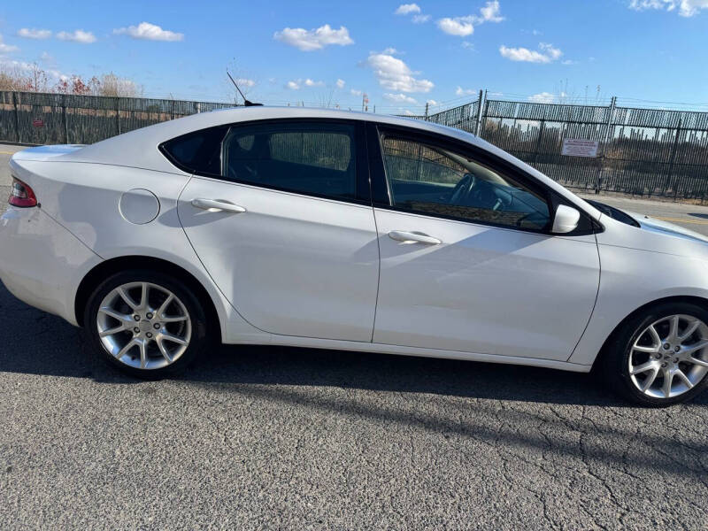 2013 Dodge Dart SXT photo 4