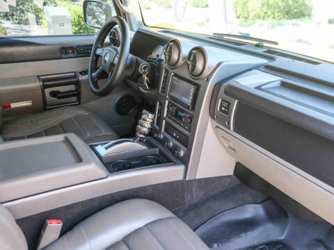 2004 HUMMER H2