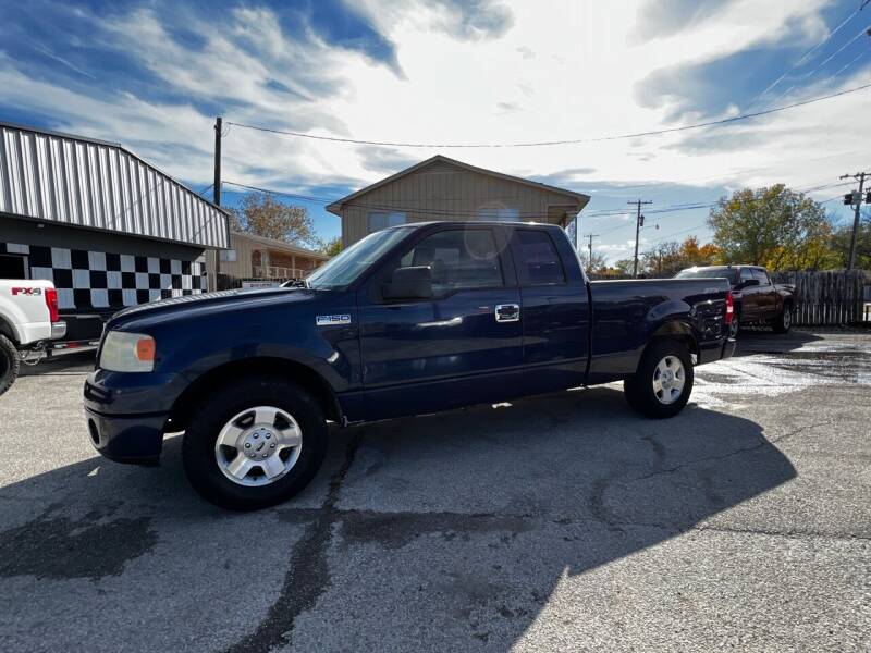 2007 Ford F-150 for sale at Triple C Auto Sales in Gainesville TX