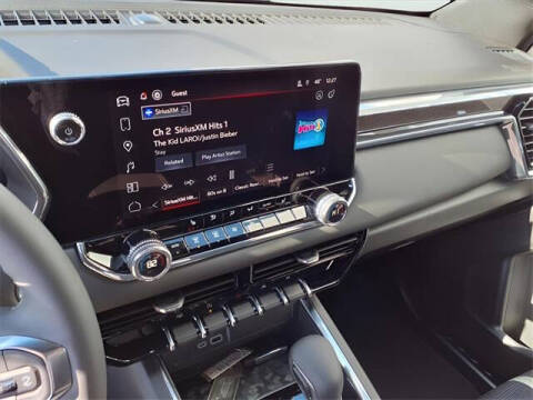 2025 GMC Canyon Elevation