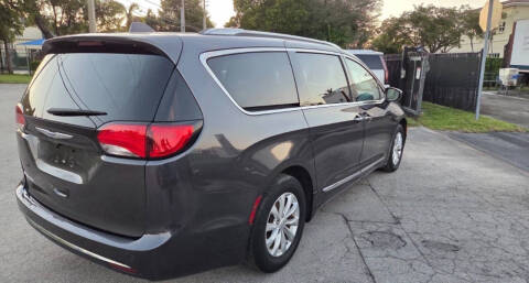 2019 Chrysler Pacifica Touring L