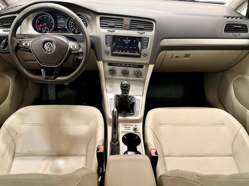 2015 Volkswagen Golf TSI S