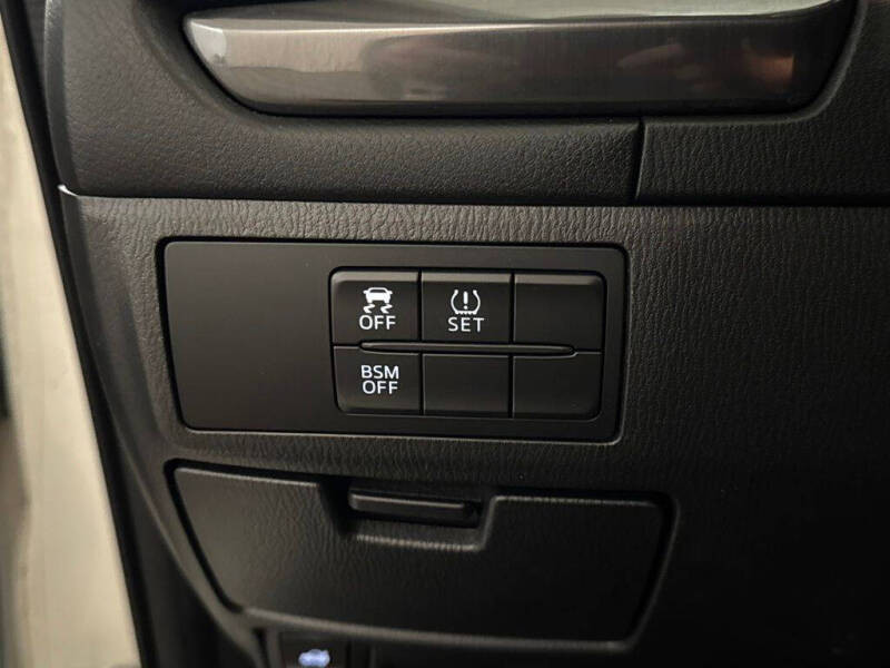 2015 Mazda MAZDA6 i Touring