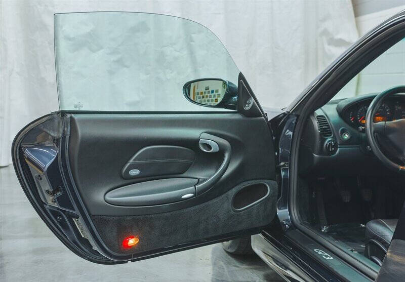 2004 Porsche 911 GT3