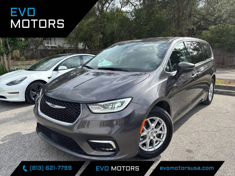 2023 Chrysler Pacifica Touring L