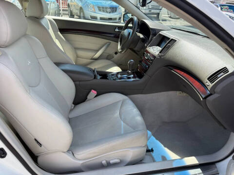 2012 Infiniti G37 Coupe x