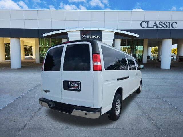 2023 Chevrolet Express LT 3500