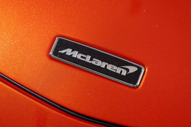 2023 McLaren Artura