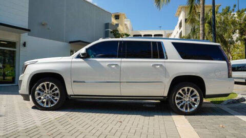 2019 Cadillac Escalade ESV Premium Luxury