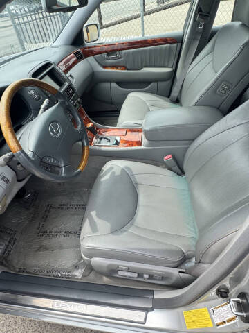 2005 Lexus LS 430