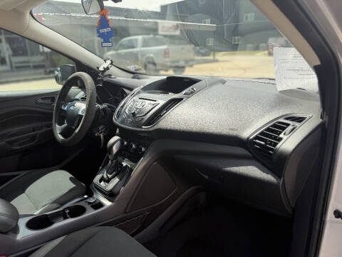 2016 Ford Escape S