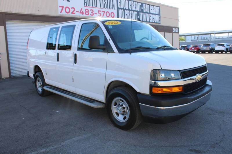 2022 Chevrolet Express 2500