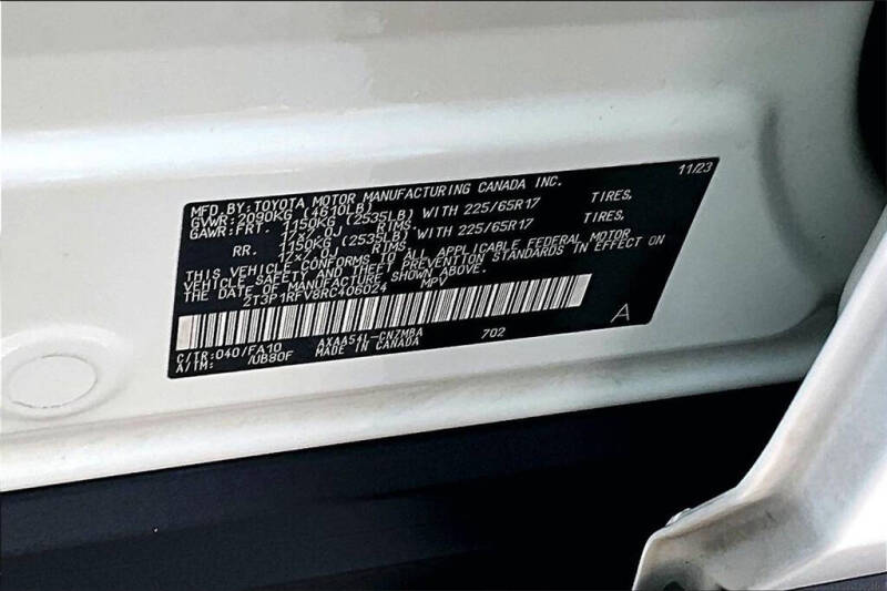 2024 Toyota RAV4 XLE