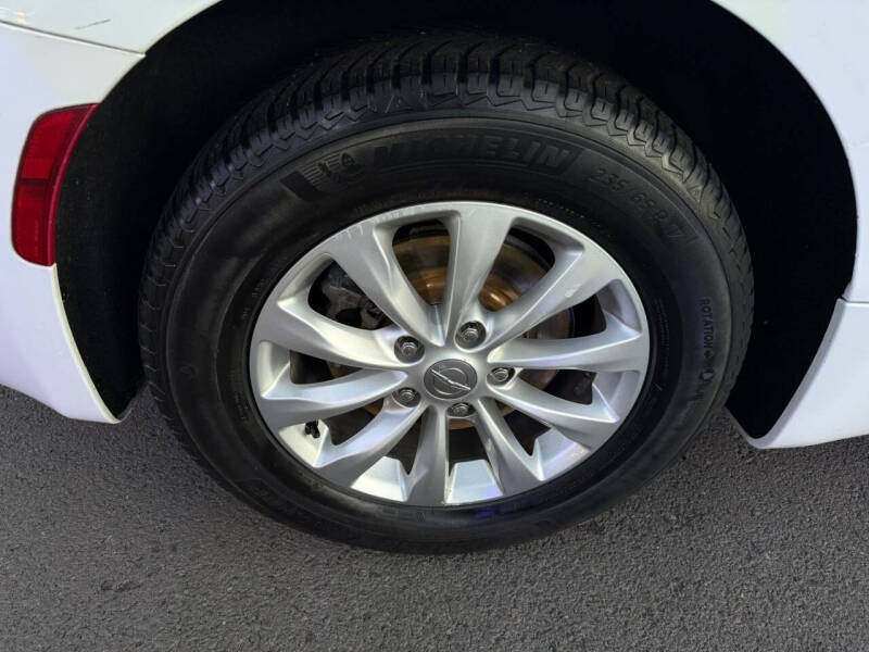 2018 Chrysler Pacifica Touring Plus