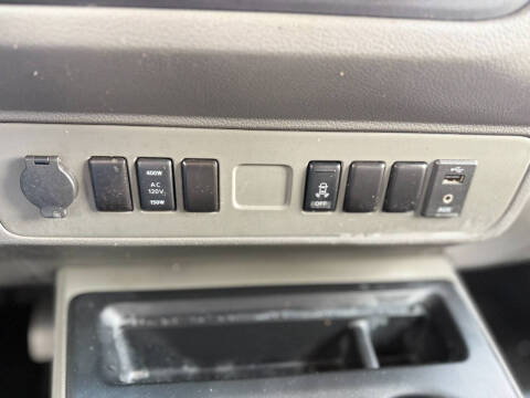 2019 Nissan NV 2500 HD SV