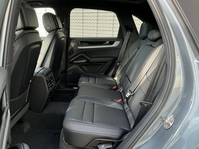 2026 Porsche Cayenne