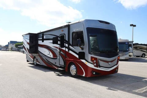 2017 Fleetwood Pace Arrow