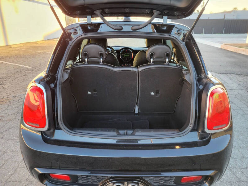 2016 MINI Hardtop 2 Door Cooper S