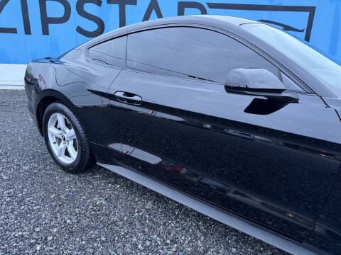 2015 Ford Mustang V6