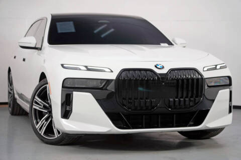 2023 BMW 7 Series 740i