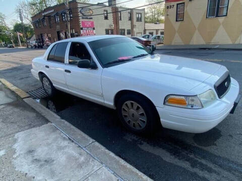 2010 Ford Crown Victoria for sale at Drive Deleon in Yonkers NY