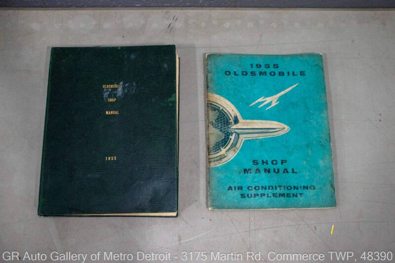 1955 Oldsmobile 98 Starfire