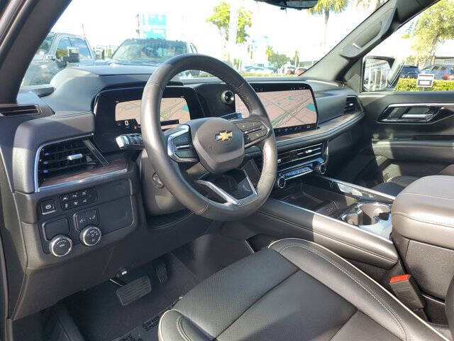 2025 Chevrolet Suburban Premier